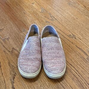 Lucky Brand Slip-On Sneakers in Blush Pink Woven Straw